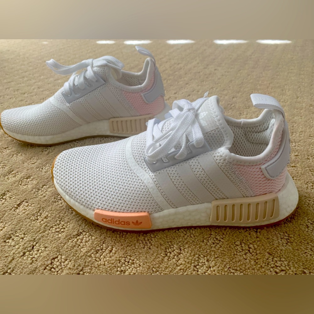 Women’s Adidas NMD_R1 Sneaker. White pink peach. W size 7. Brand new. No box
